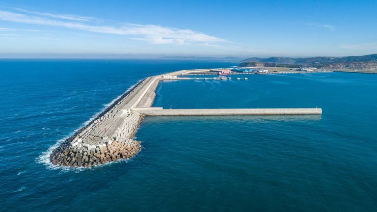 Inversión milmillonaria del fondo Blackstone en el puerto exterior de punta Langosteira