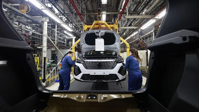 Stellantis asegura carga de trabajo a la fábrica de Vigo hasta el 2037