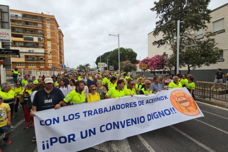 Acerinox llevará al ERE a decenas de trabajadores de Palmones para su plan de ‘rejuvenecimiento’