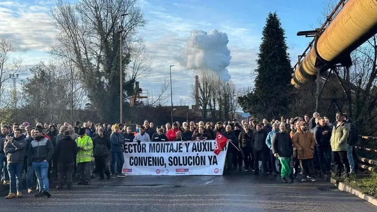 Sin acuerdo en la industria auxiliar asturiana tras 17 horas de negociación: sigue la huelga